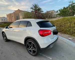 2016 مرسيدس-بنز GLA - جي ال اي GLA250