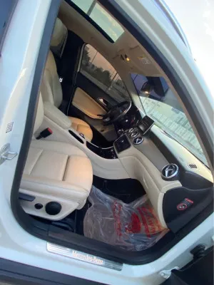2016 مرسيدس-بنز GLA - جي ال اي GLA250