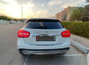2016 مرسيدس-بنز GLA - جي ال اي GLA250