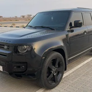 2023 لاند روفر ديفندر 110 SE