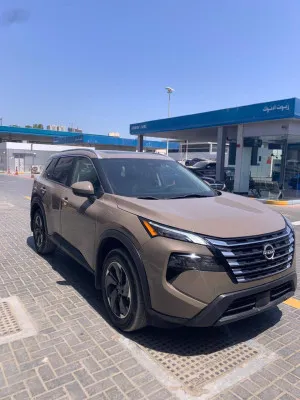 2024 نيسان روج Platinum