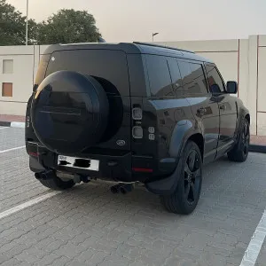 2023 لاند روفر ديفندر 110 SE