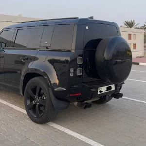 2023 لاند روفر ديفندر 110 SE
