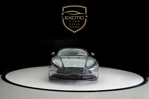 2020 استون مارتن دي بي ١١ AMR Coupe