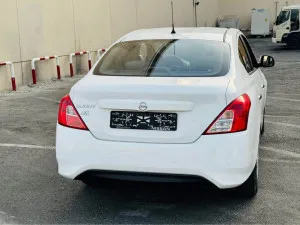 2021 نيسان صني S
