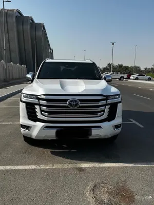 2023 تويوتا لاند كروزر VXR