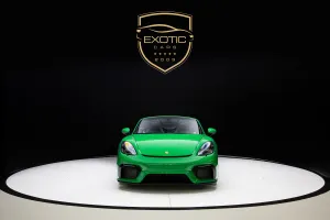 2023 بورش 718