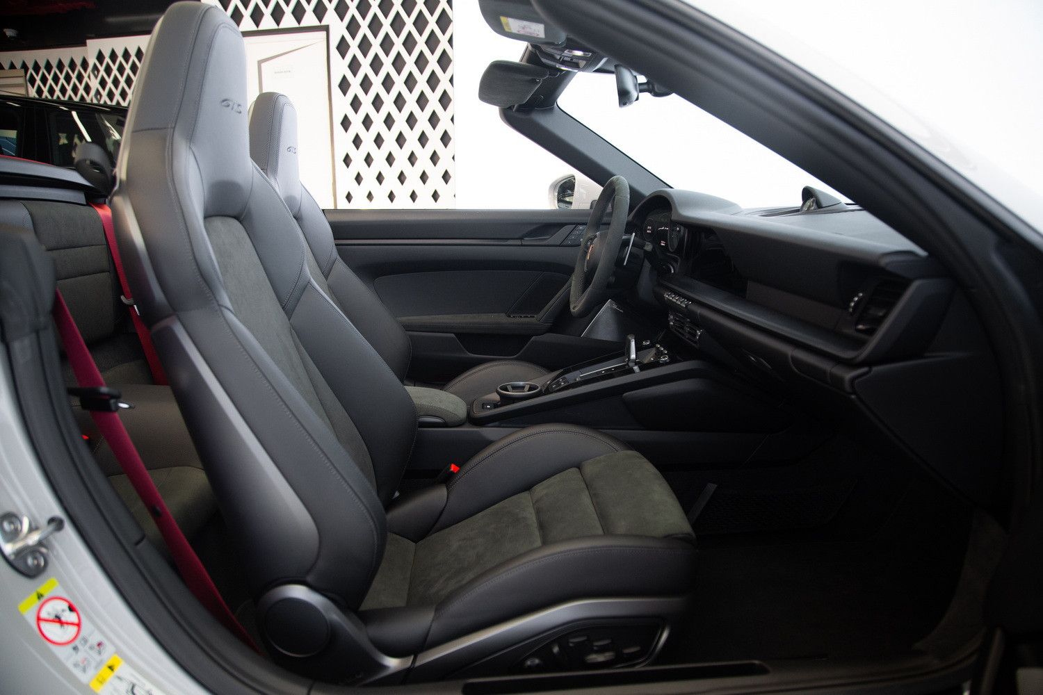 2023 بورش 911 كاريرا Carrera 4 GTS Cabriolet