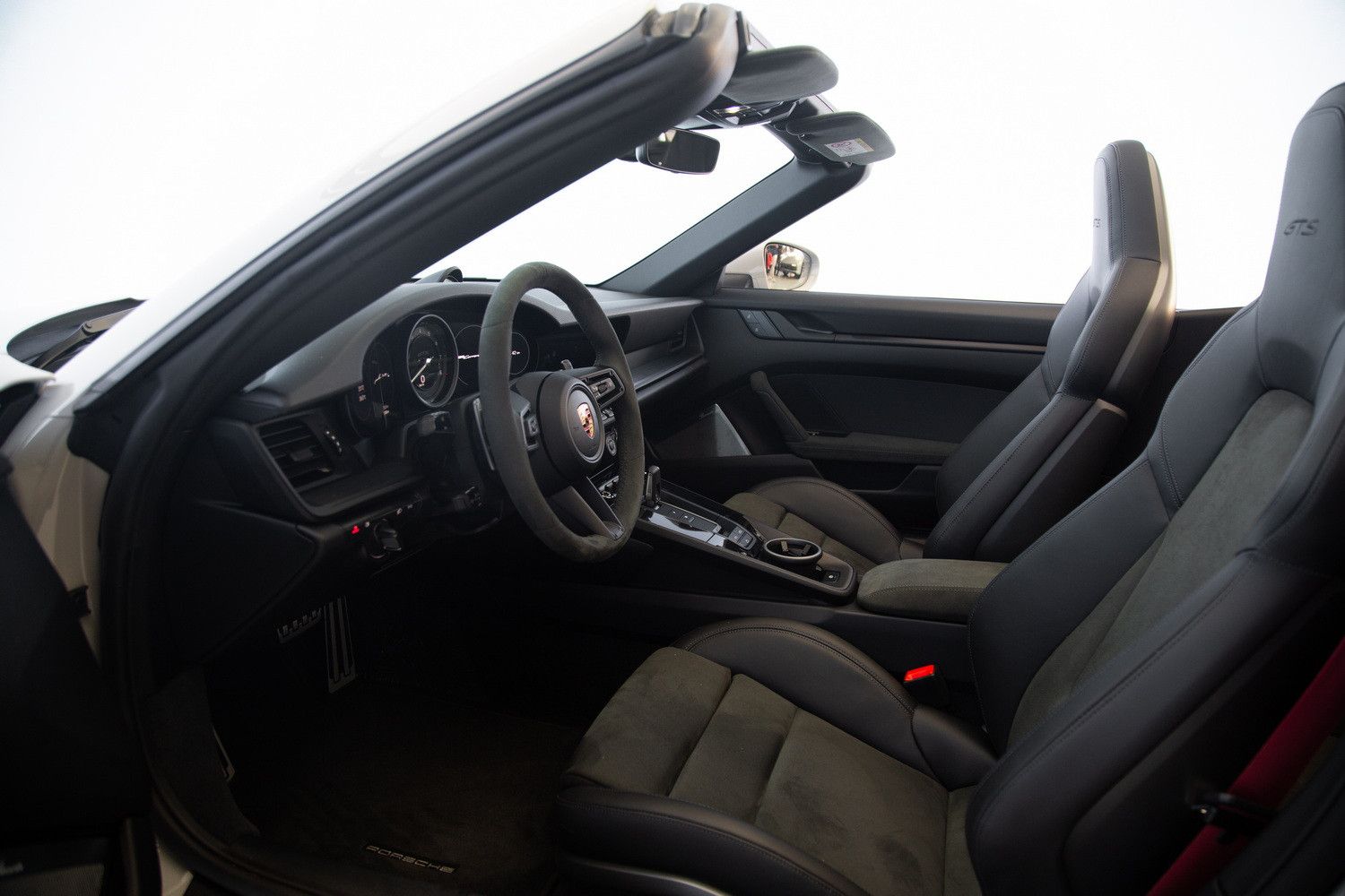 2023 بورش 911 كاريرا Carrera 4 GTS Cabriolet