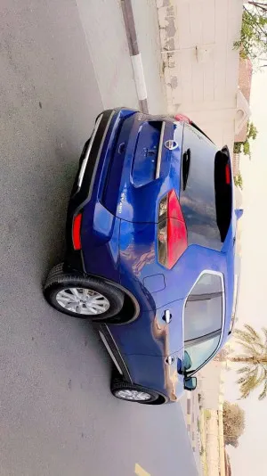 2018 نيسان روج SL