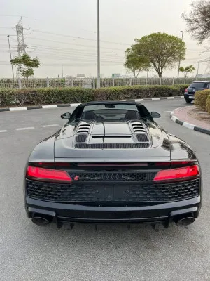 2021 اودي آر ٨ Spyder 4.2 FSI quattro V8