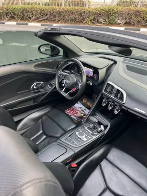 2021 اودي آر ٨ Spyder 4.2 FSI quattro V8
