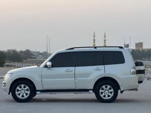2017 Mitsubishi Pajero GLS