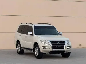 2017 Mitsubishi Pajero GLS