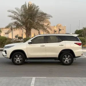 2021 تويوتا فورتشنر EXR
