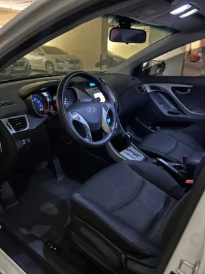 2011 Hyundai Avante SEL