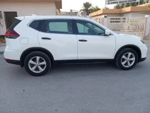 2018 نيسان روج SV