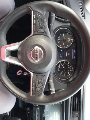2018 نيسان روج SV