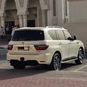 2011 نيسان باترول SE PLATINUM CITY