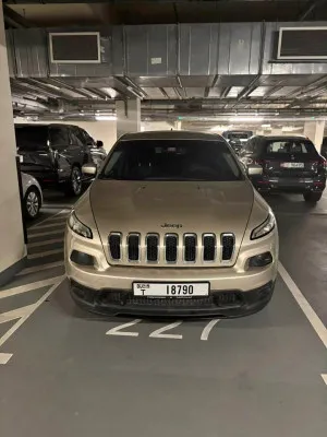 2014 جييب شيروكي Sport