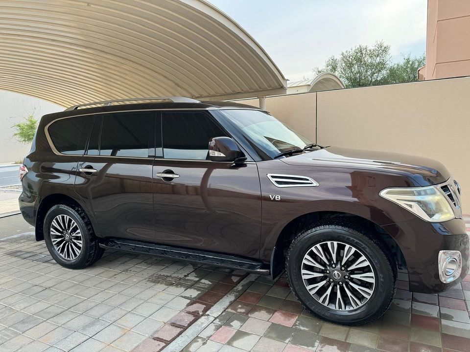 2017 Nissan Patrol LE Platinum city