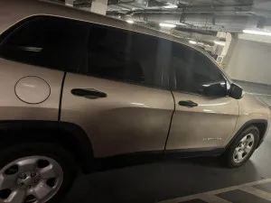 2014 جييب شيروكي Sport