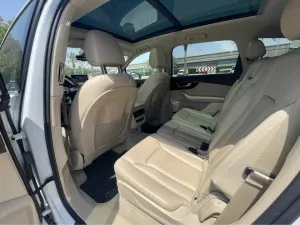 2019 اودي كيو٧ Premium Plus