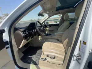 2019 اودي كيو٧ Premium Plus