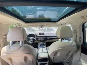 2019 اودي كيو٧ Premium Plus