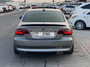 2009 بي أم دابليو الفئة - 3 320i