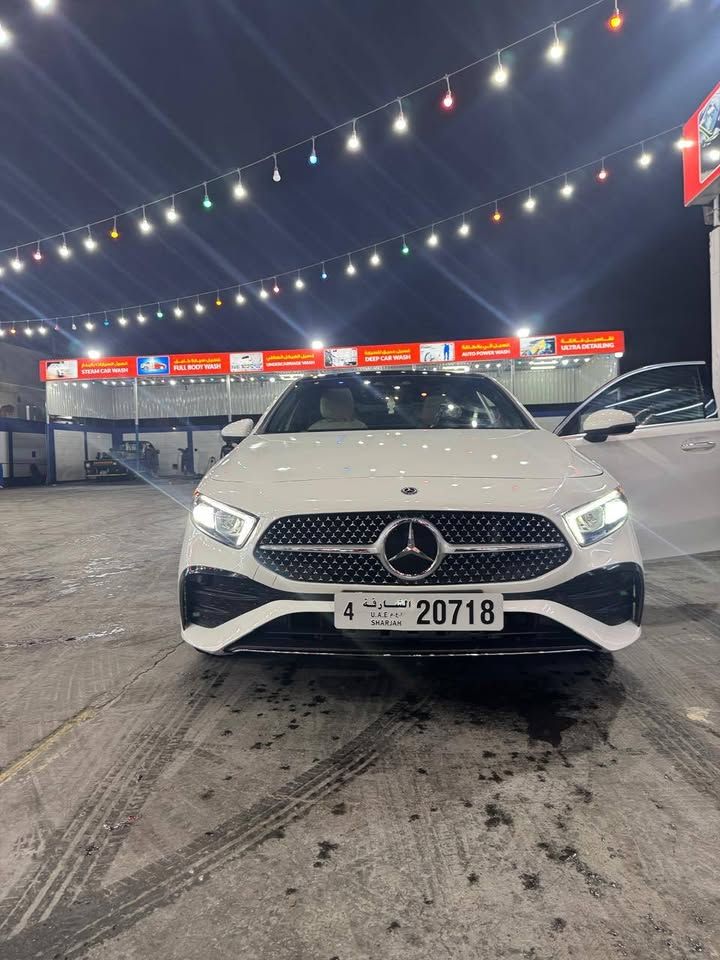 2019 مرسيدس-بنز الفئة - A A220 Sedan