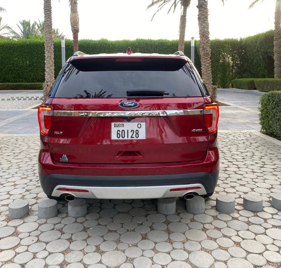 2017 فورد اكسبلورر Timberline