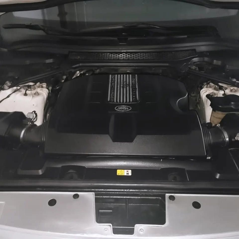 2016 لاند روفر رينج روفر Autobiography LWB