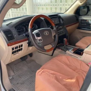 2015 Toyota Land Cruiser GXR