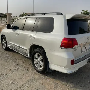 2015 Toyota Land Cruiser GXR