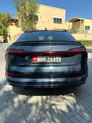 2023 Audi e-tron Prestige