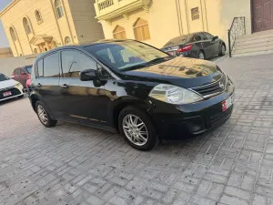 2013 نيسان تيدا S