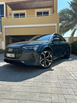 2023 Audi e-tron Prestige
