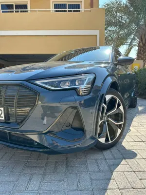 2023 Audi e-tron Prestige