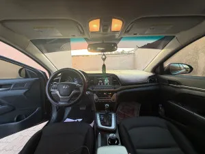 2018 Hyundai Elentra SE