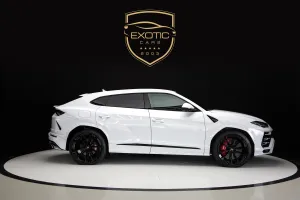 2022 لامبورجيني اوروس STD