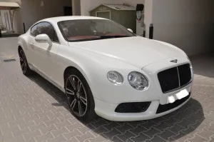 2013 بنتلي كونتيننتال GT V8
