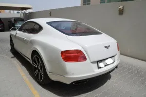 2013 بنتلي كونتيننتال GT V8