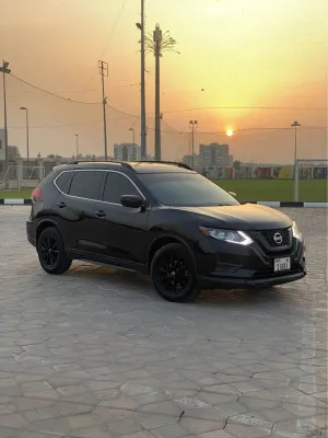 2017 نيسان روج SL