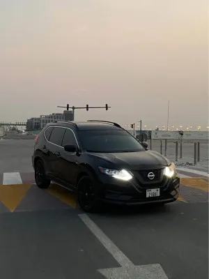 2017 نيسان روج SL