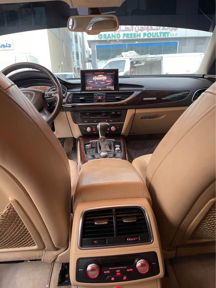 2013 اودي آي ٦ Prestige