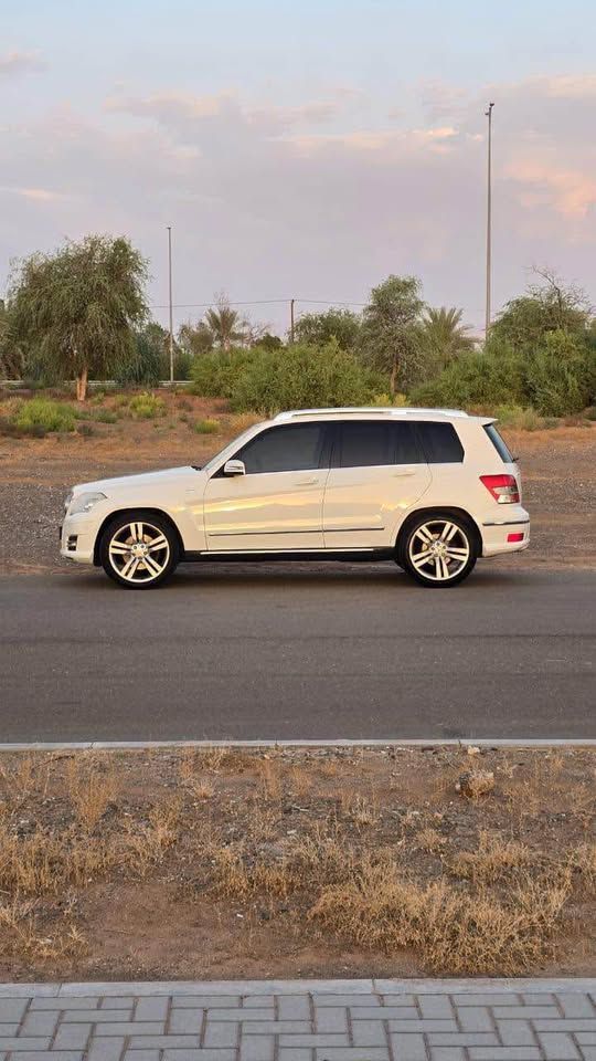 2012 مرسيدس-بنز GLK - جي ال كي GLK300