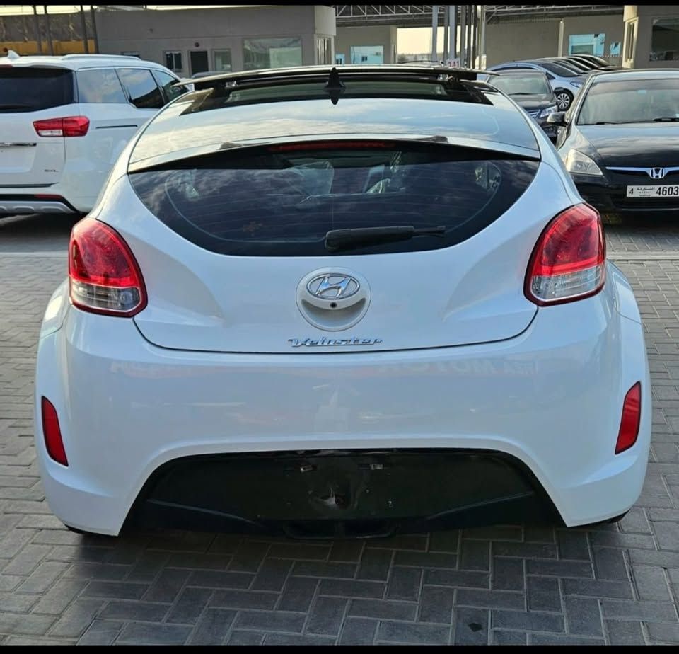 2015 هيونداي فوليستر GLS