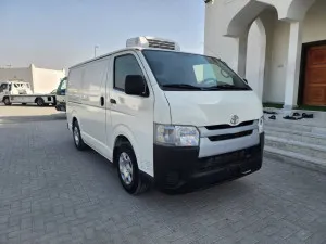 2018 تويوتا هياس Commuter GL