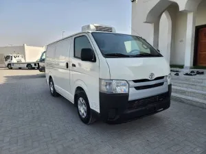 2018 تويوتا هياس Commuter GL